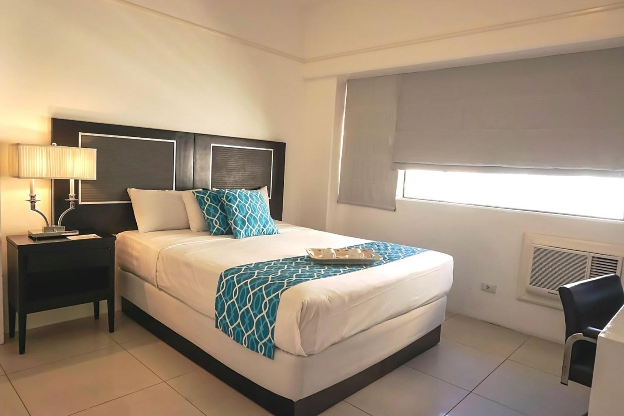 Orchid Garden Suites Manila Exterior foto